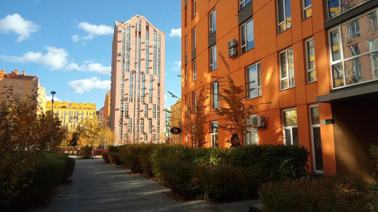 Positive Smile Studio Apartment In The Colorful Comfort Town Residental Complex. Kt-06. Kiew Exterior foto
